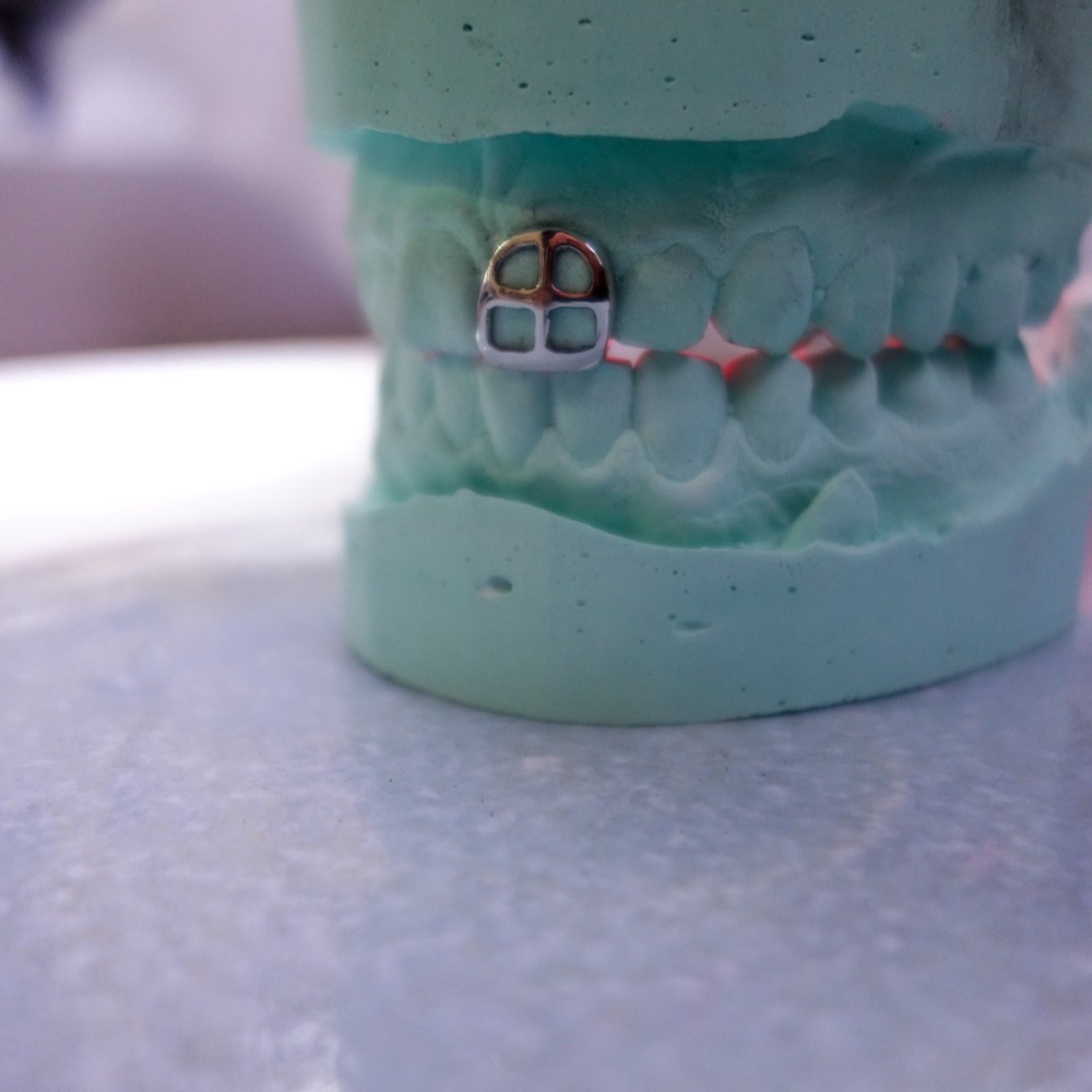 Zahnschmuck Piece — handgefertigt Chopper Couture